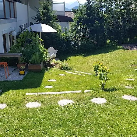 Mit Kleiner Dachterrasse / App. Wald Bytilly