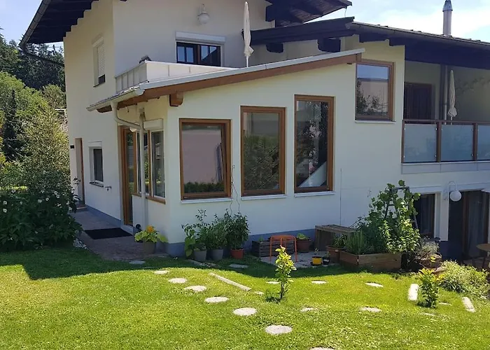 Wald Bytilly - Gemuetliches Mit Kleiner Dachterrasse, Waldrandlage & Parkplatz Nahe Velden Und Woerthersee Apartament
