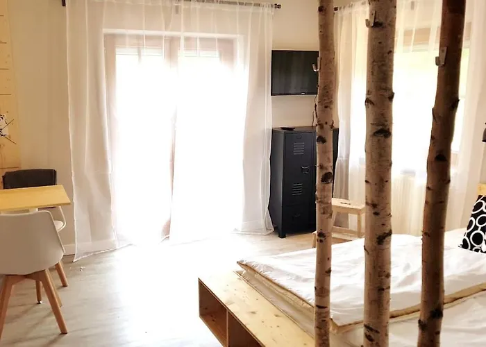 Wald Bytilly - Gemuetliches Mit Kleiner Dachterrasse, Waldrandlage & Parkplatz Nahe Velden Und Woerthersee Apartament *